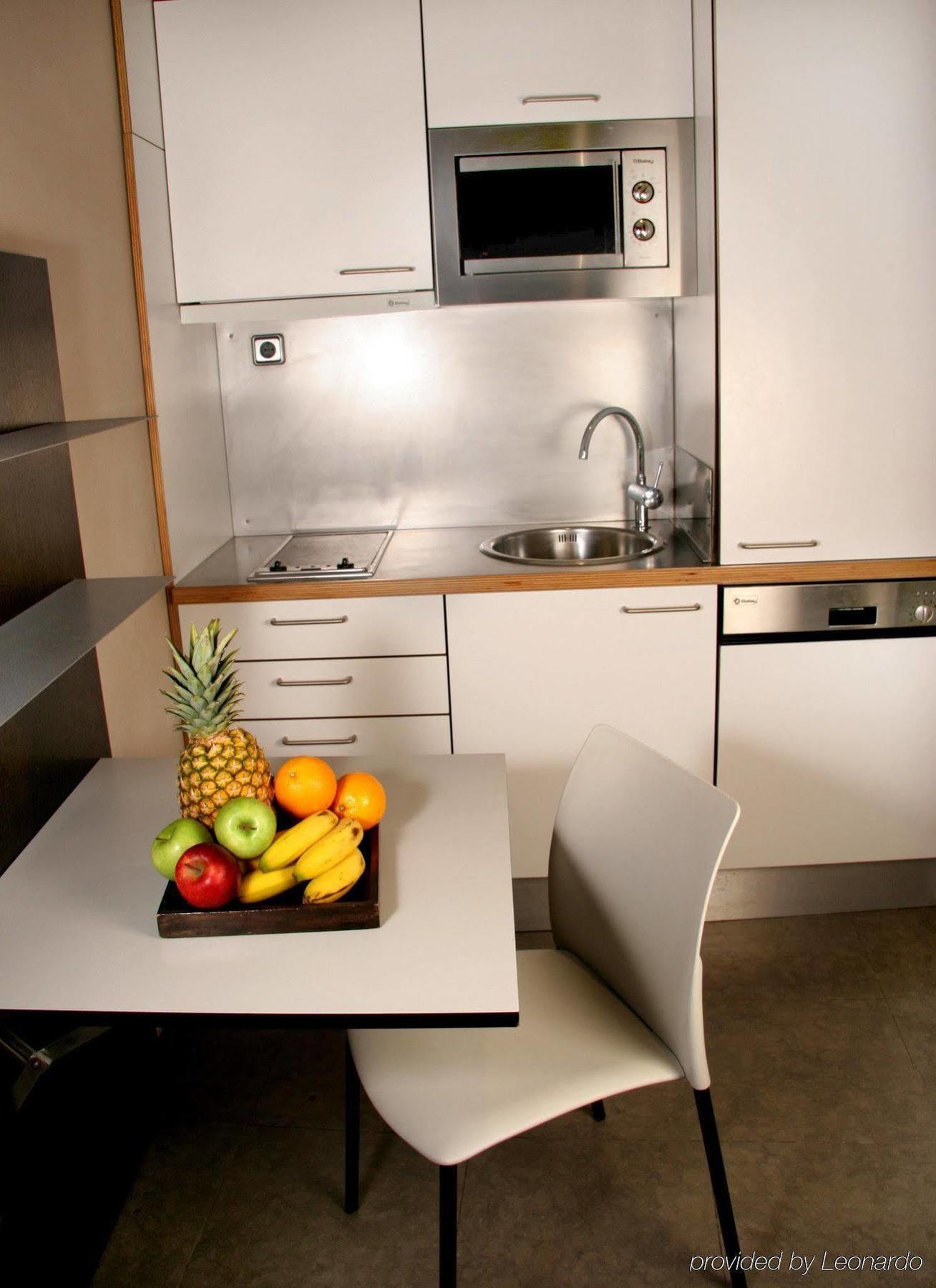 Aparthotel Allada 3* Барселона Екстериор снимка