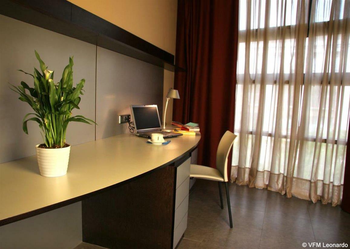 Aparthotel Allada 3* Барселона Екстериор снимка